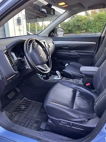 Mitsubishi Outlander 2014 photo 4