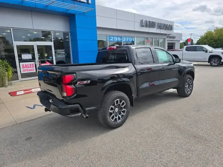 Chevrolet Colorado 2026 photo 3