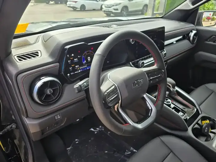 Chevrolet Colorado 2026 photo 4
