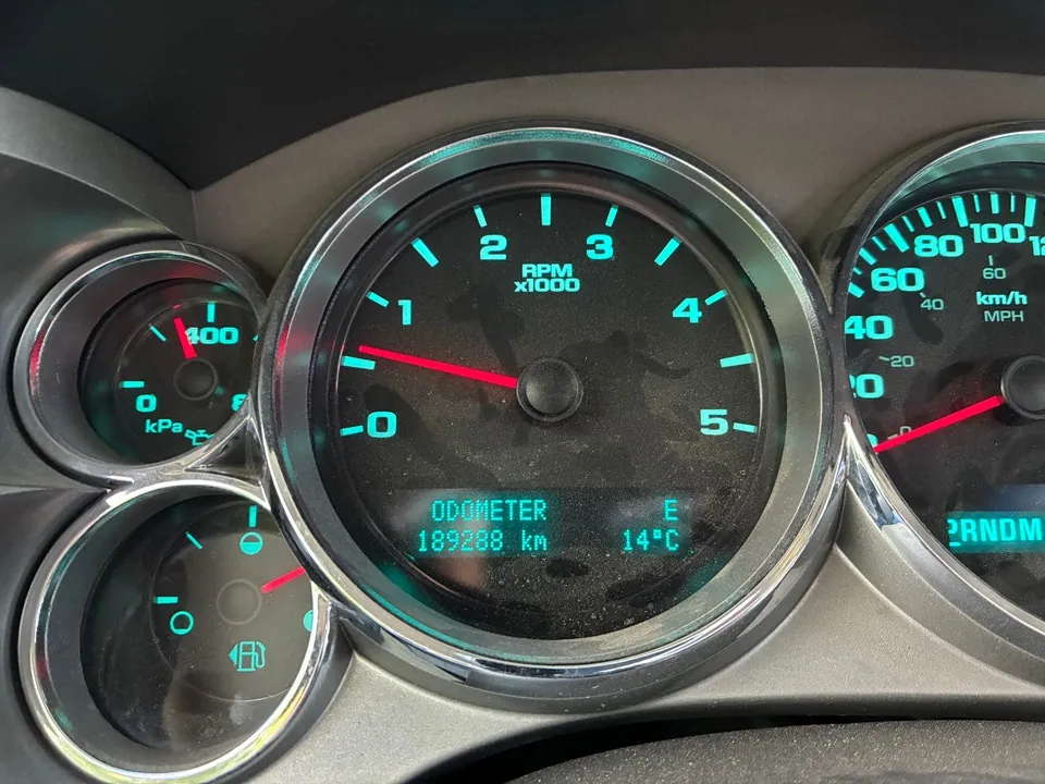 Chevrolet Silverado 2500 2011 photo 4