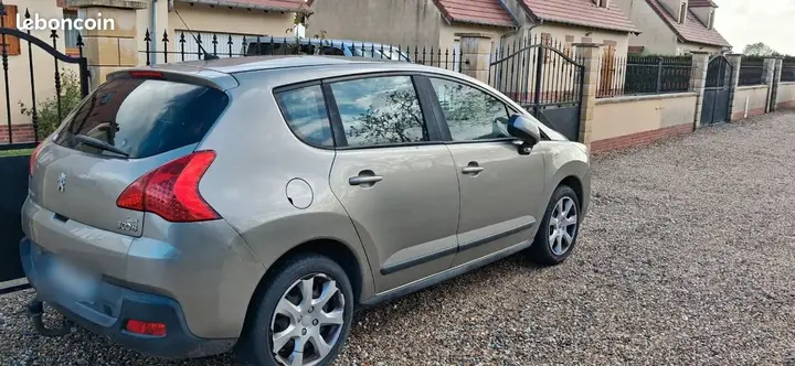Peugeot 3008 2010 photo 2