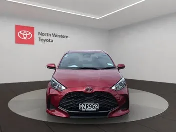 Toyota Yaris 2024 photo 3