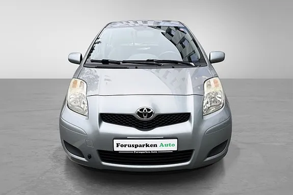Toyota Yaris 2009 photo 2