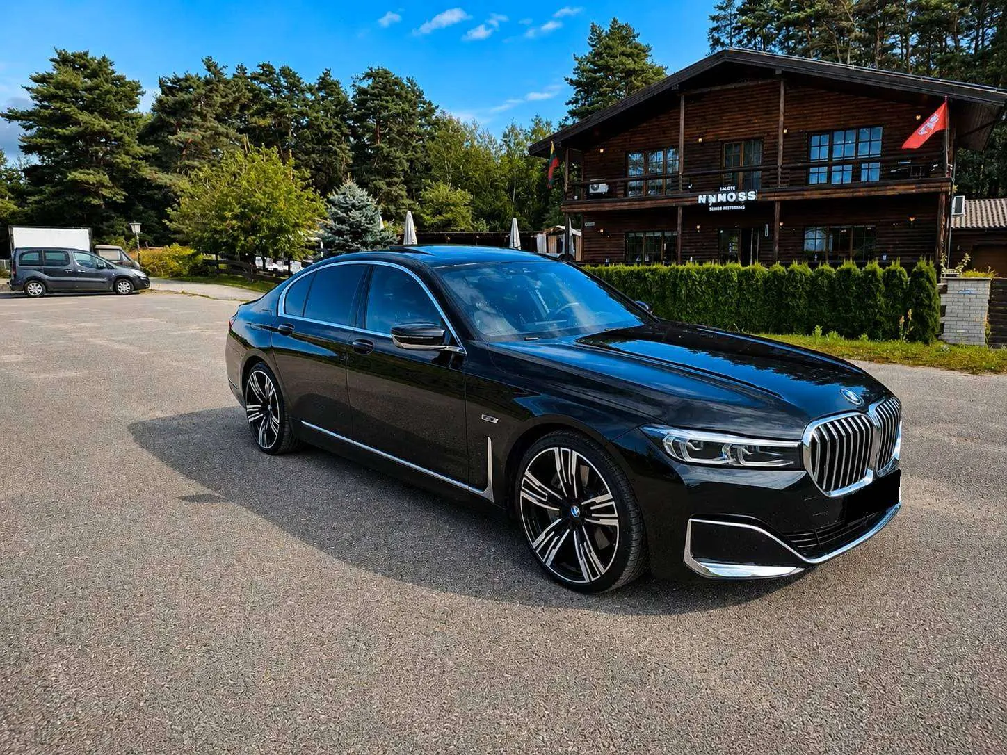 BMW 745E