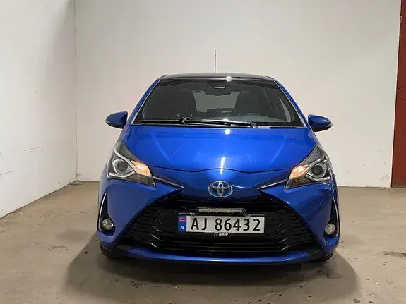 Toyota Yaris 2017 photo 5