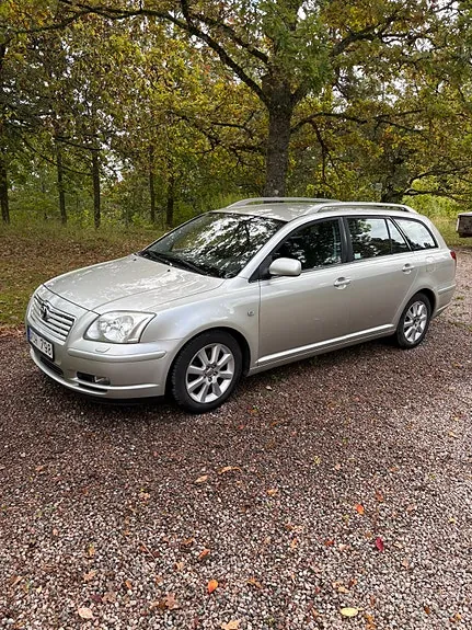 Toyota Avensis 2005 photo 3