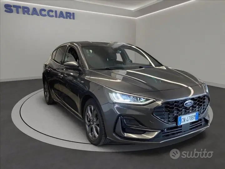 Ford Focus 2023 photo 3