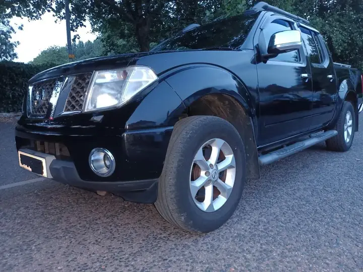 Nissan Navara 2008 photo 2