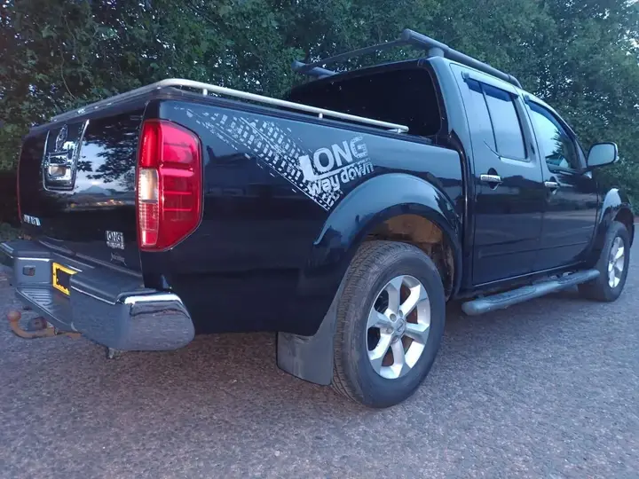 Nissan Navara 2008 photo 4