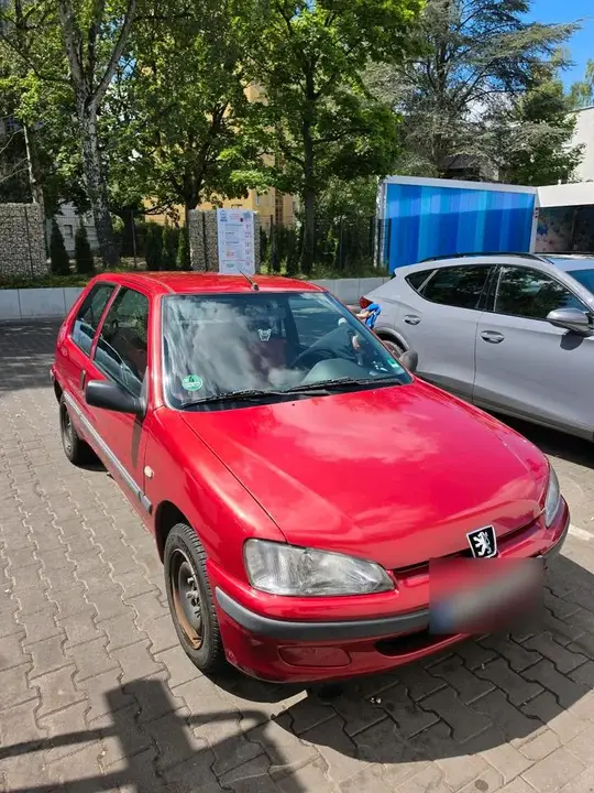 Peugeot 106