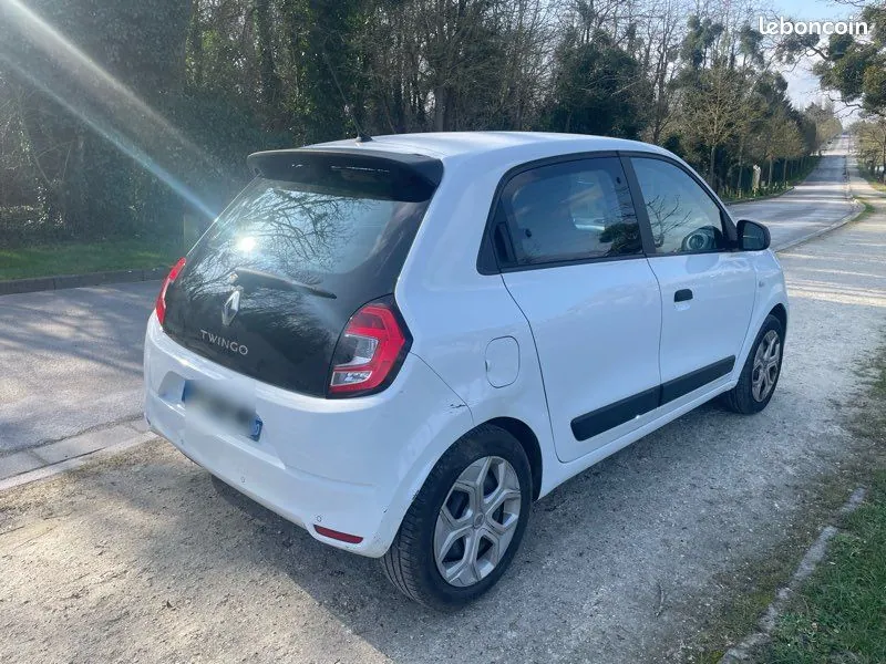 Renault Twingo 2019 photo 2