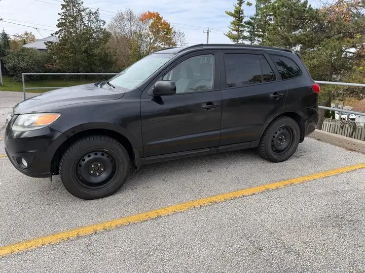 Hyundai Santa Fe 2012 photo 3