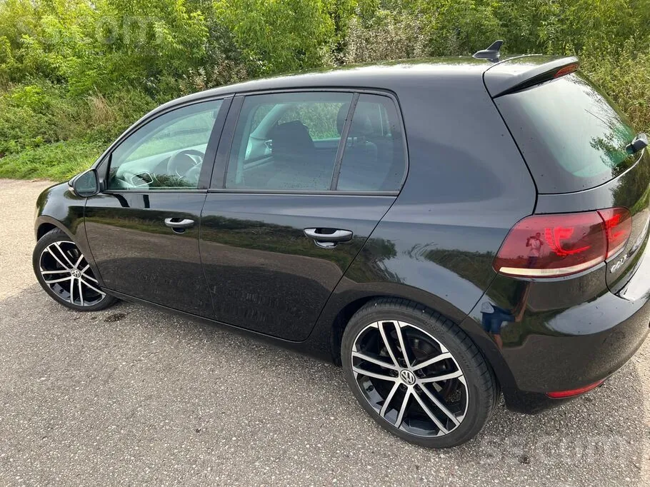Volkswagen Golf 6 2011 photo 2