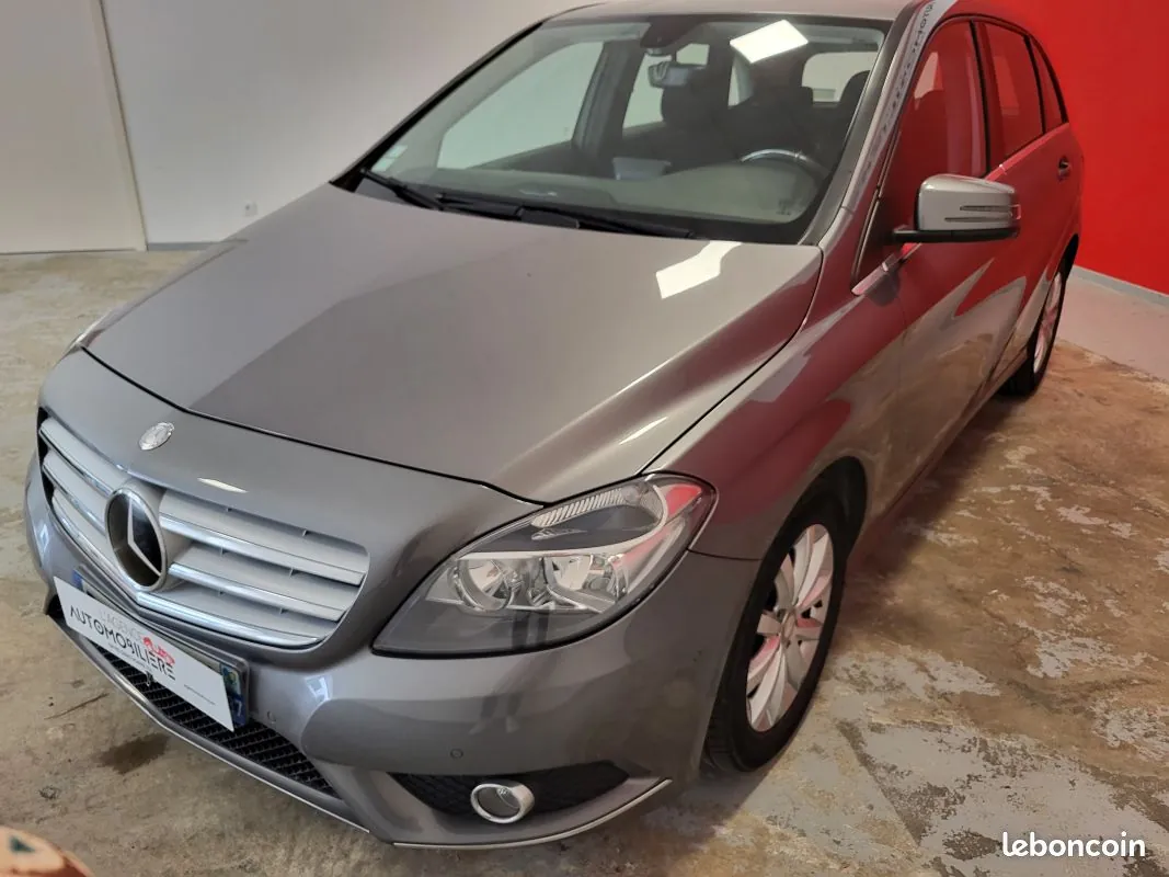 Mercedes-Benz B-Class 2014 photo 3