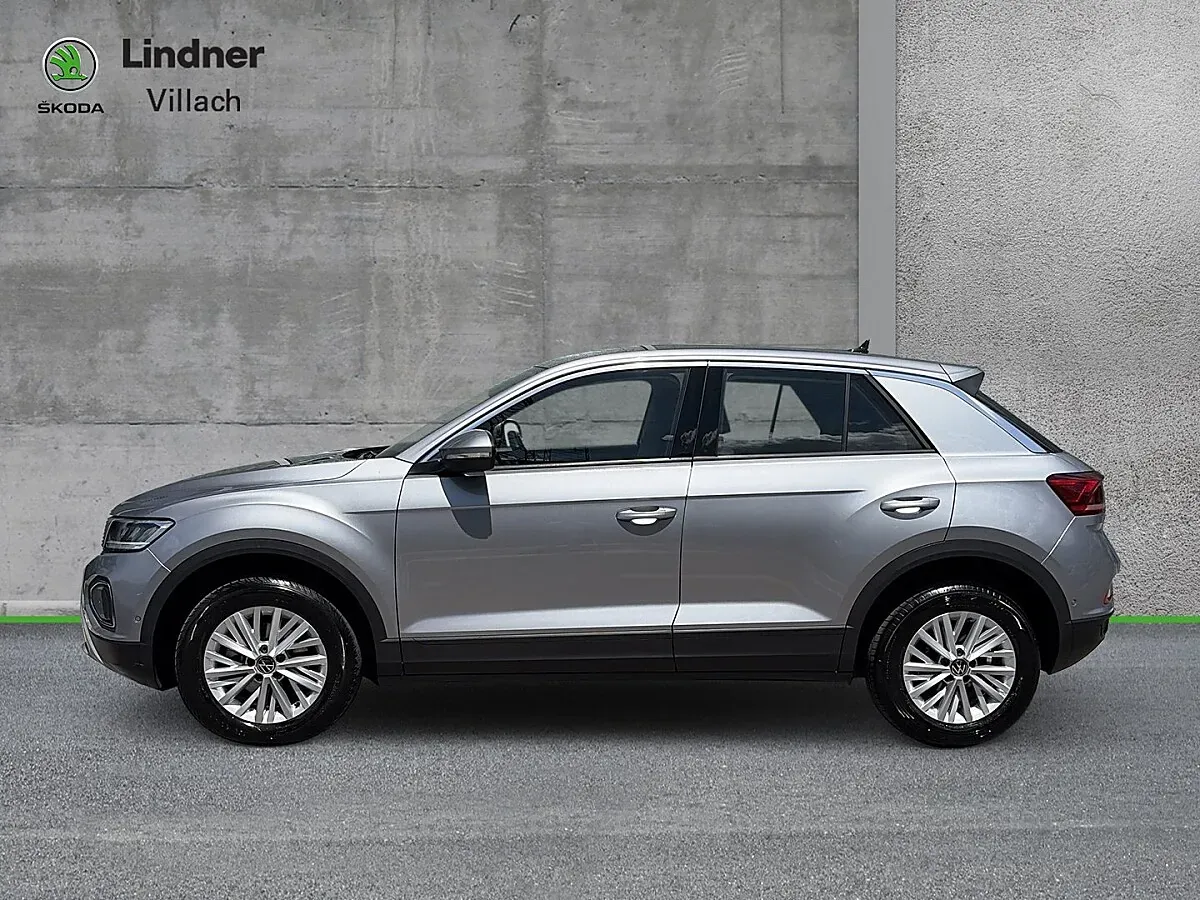 Volkswagen T-Roc 2024 photo 2
