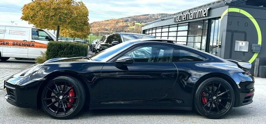 Porsche 911 2020 photo 3