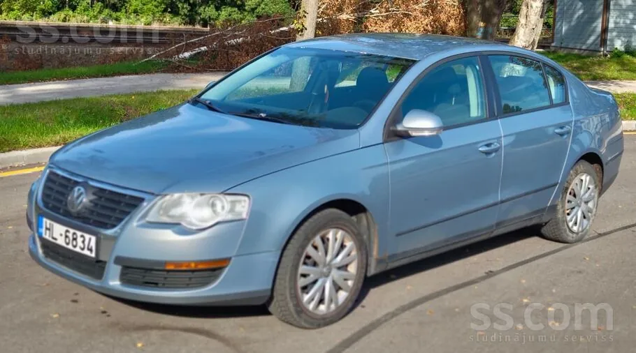 Volkswagen Passat 2010 photo 2