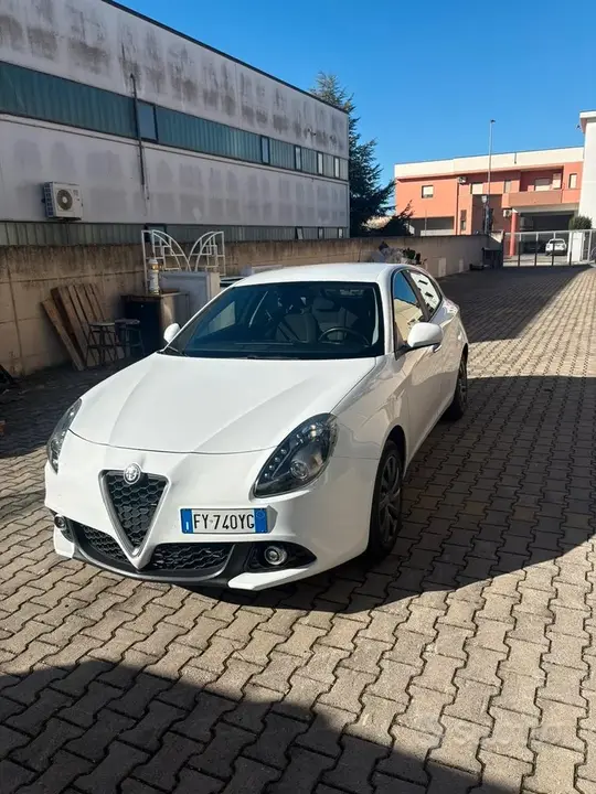 Alfa Romeo Giulietta 2019 photo 2