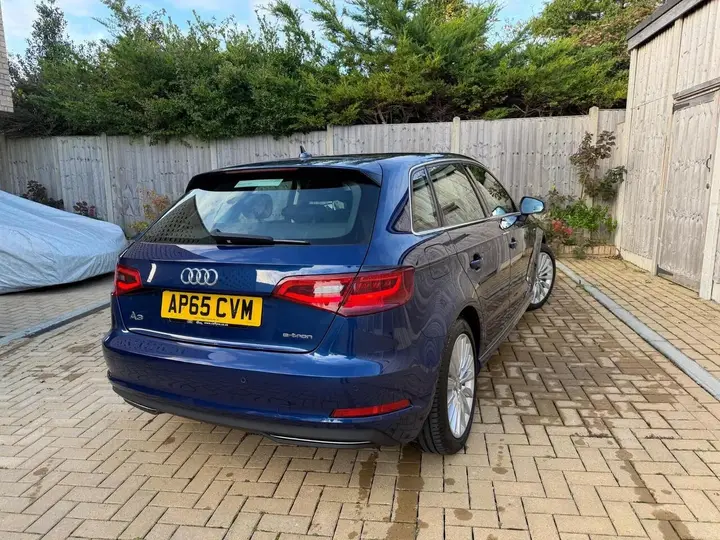 Audi A3 2015 photo 5