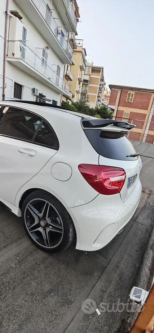 Mercedes-Benz A200 2014 photo 2