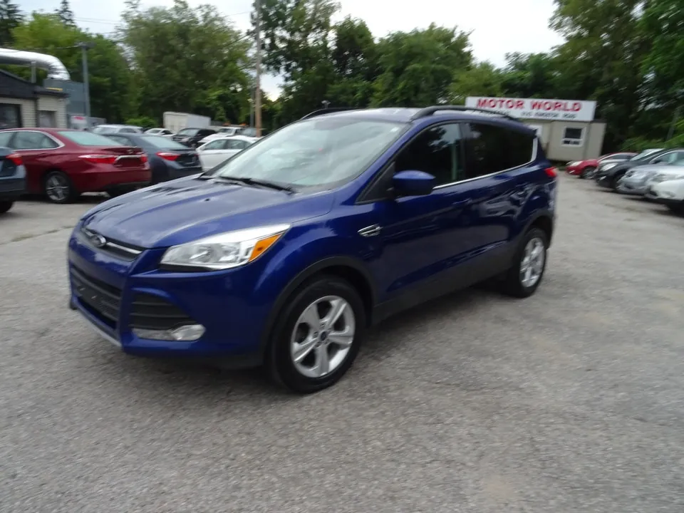 Ford Escape 2016 photo 2