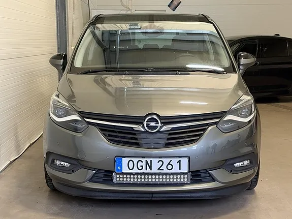 Opel Zafira Tourer 2017 photo 2