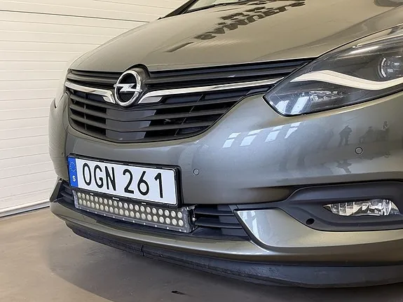 Opel Zafira Tourer 2017 photo 3