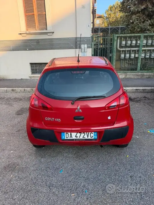Mitsubishi Colt 2006 photo 2