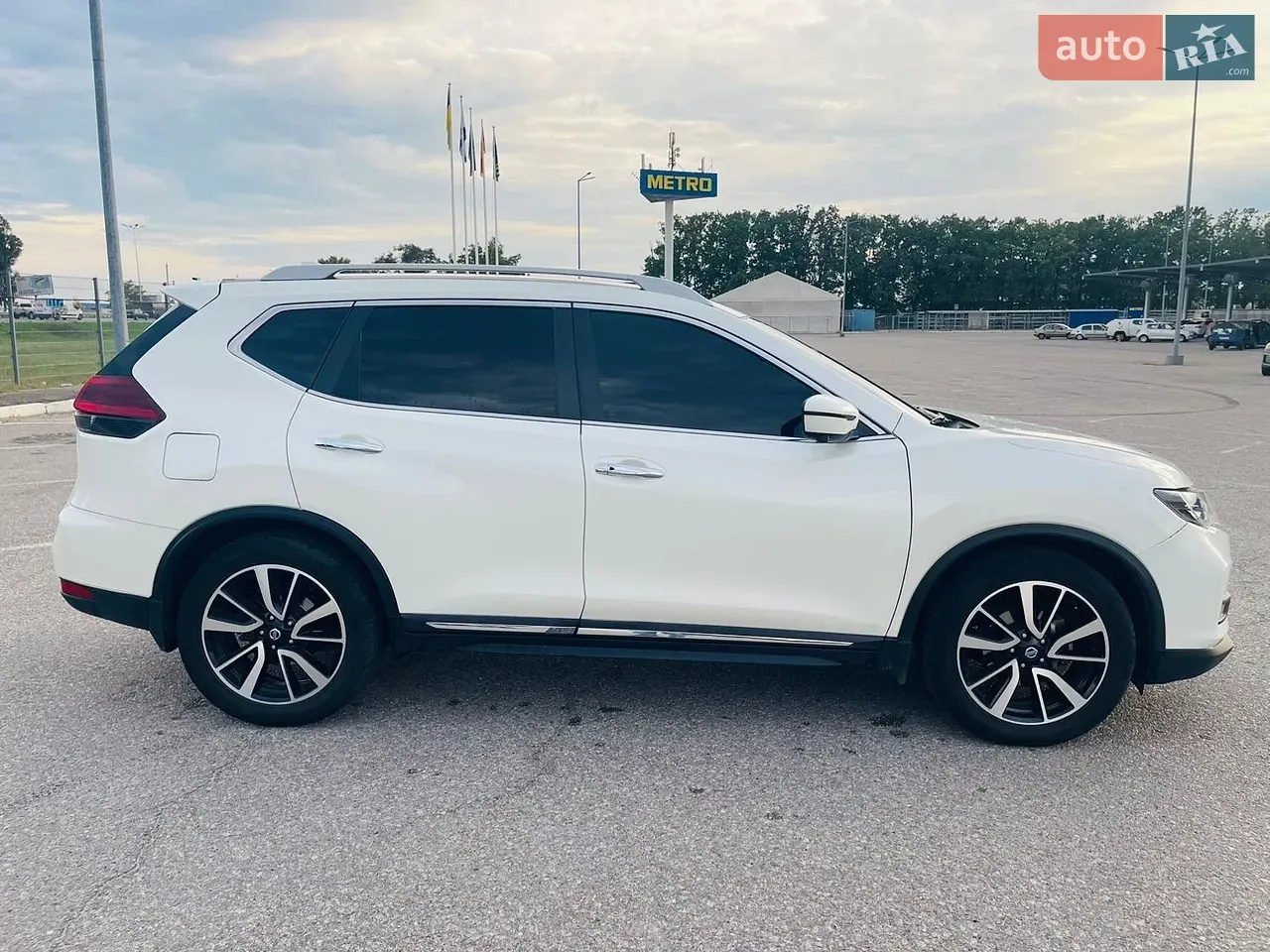 Nissan Rogue 2019 photo 2