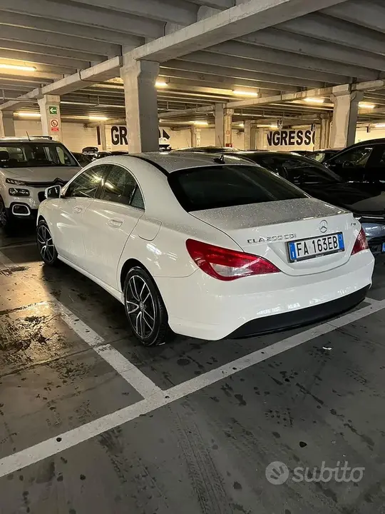 Mercedes-Benz Cla 200