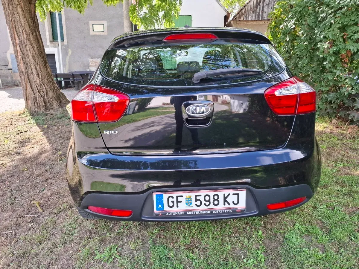 Kia Rio 2011 photo 3