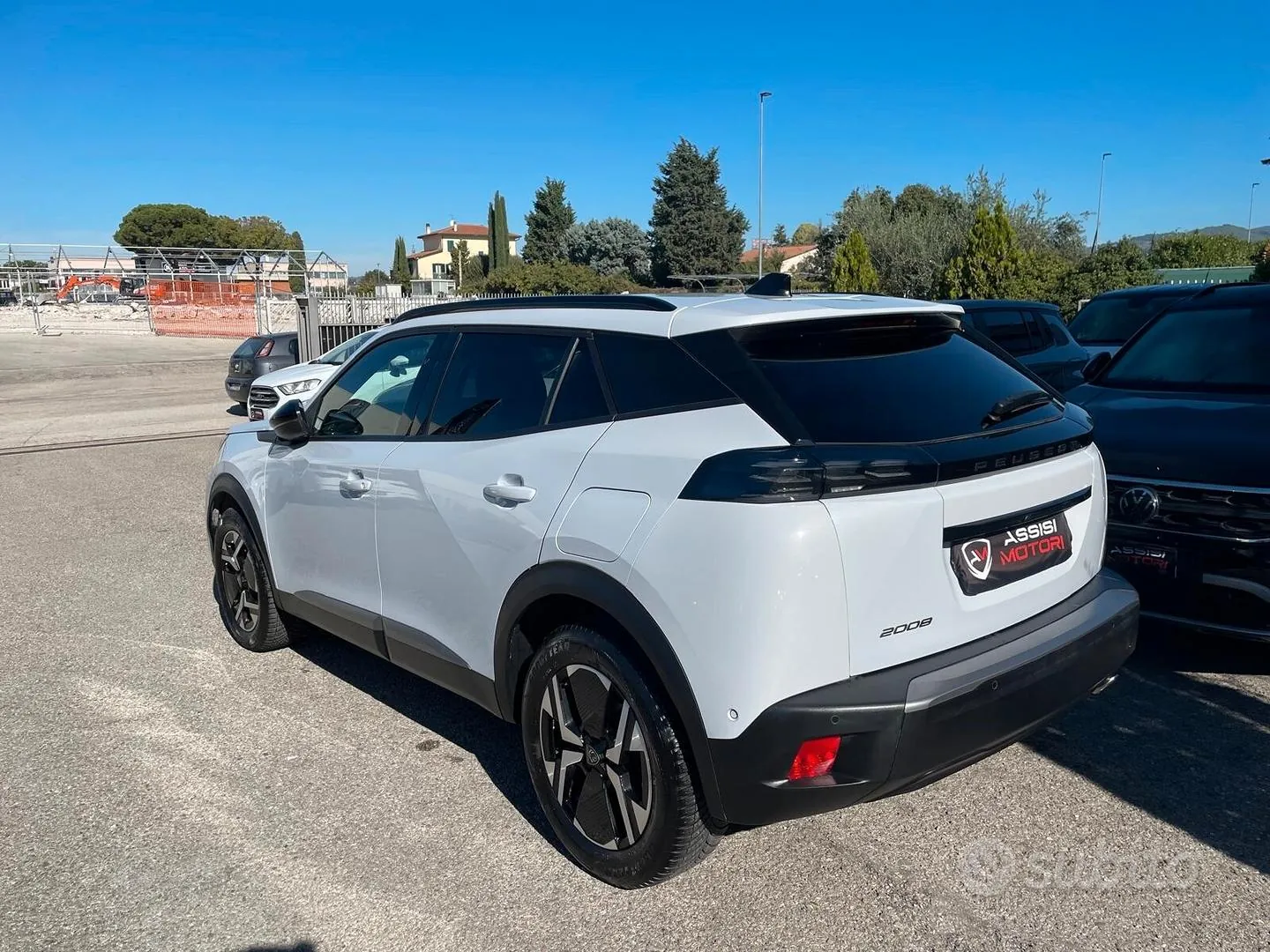 Peugeot 2008 2024 photo 3