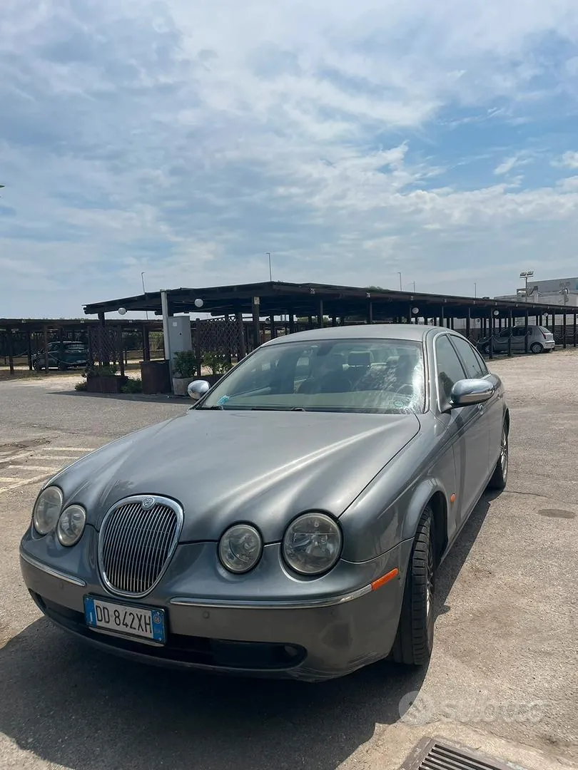 Jaguar S-Type