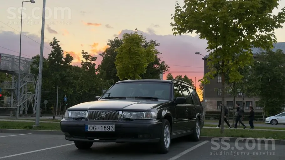 Volvo V90 1997 photo 3