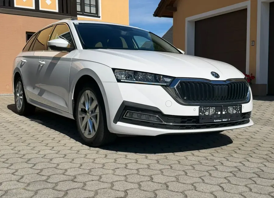 Skoda Octavia 2020 photo 2