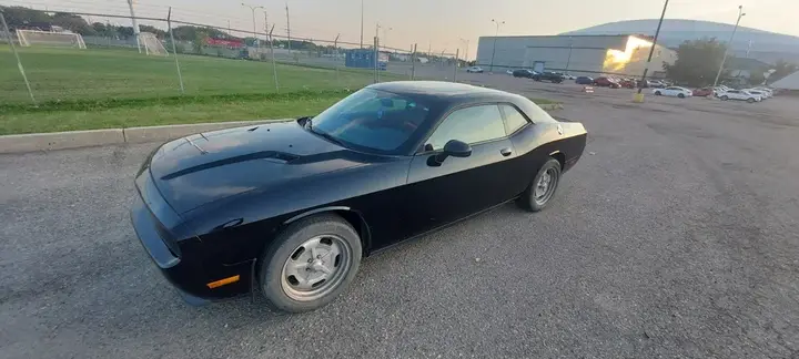 Dodge Challenger 2014 photo 2