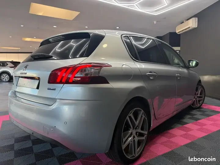 Peugeot 308 2016 photo 4