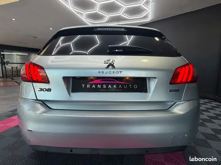Peugeot 308 2016 photo 5