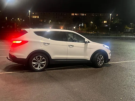 Hyundai Santa Fe 2014 photo 2
