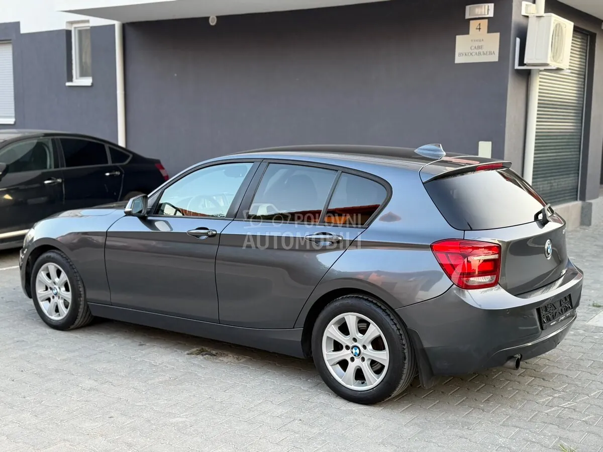 BMW 118 2012 photo 3