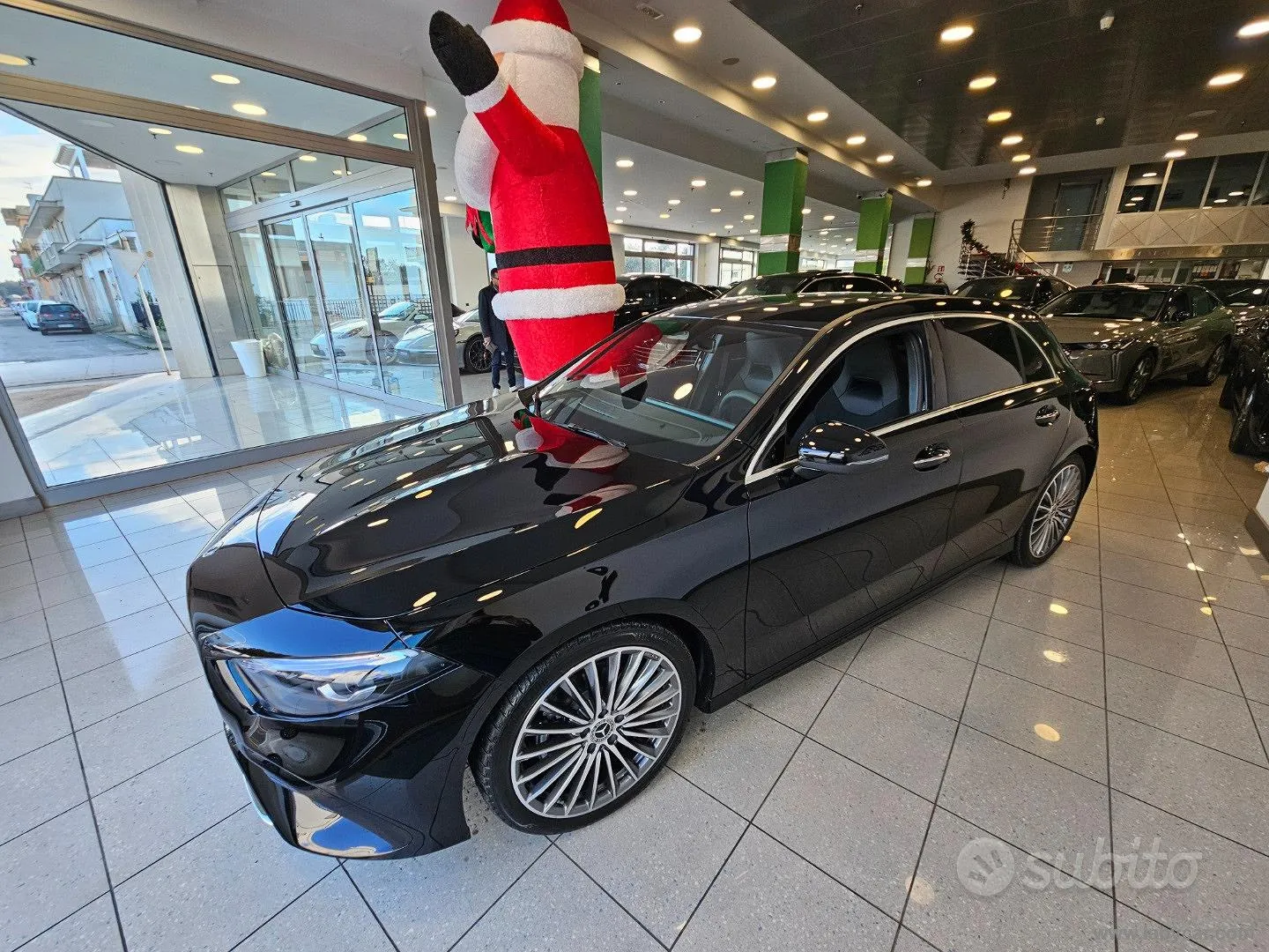 Mercedes-Benz A 180 2025 photo 4