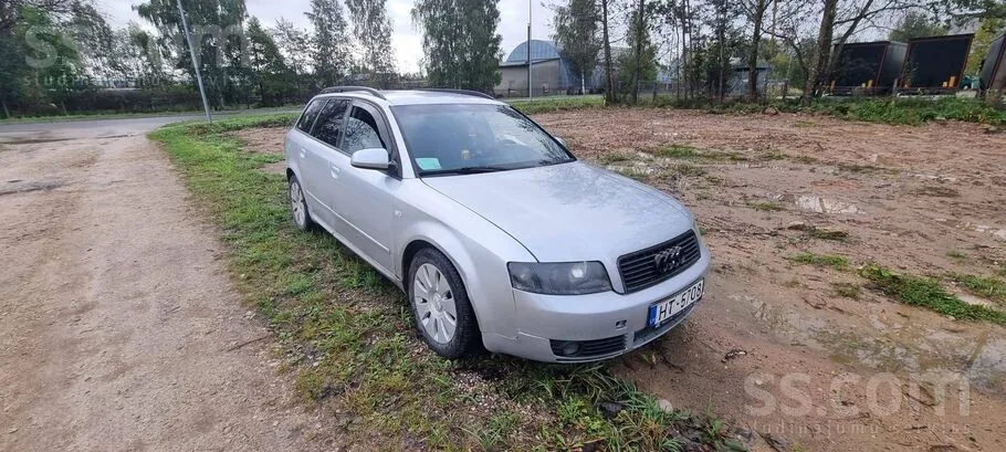 Audi A4 2002 photo 2