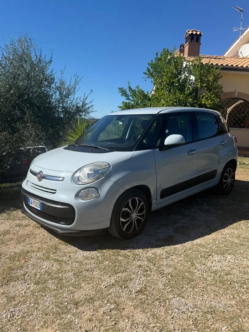 Fiat 500L 2015 photo 2