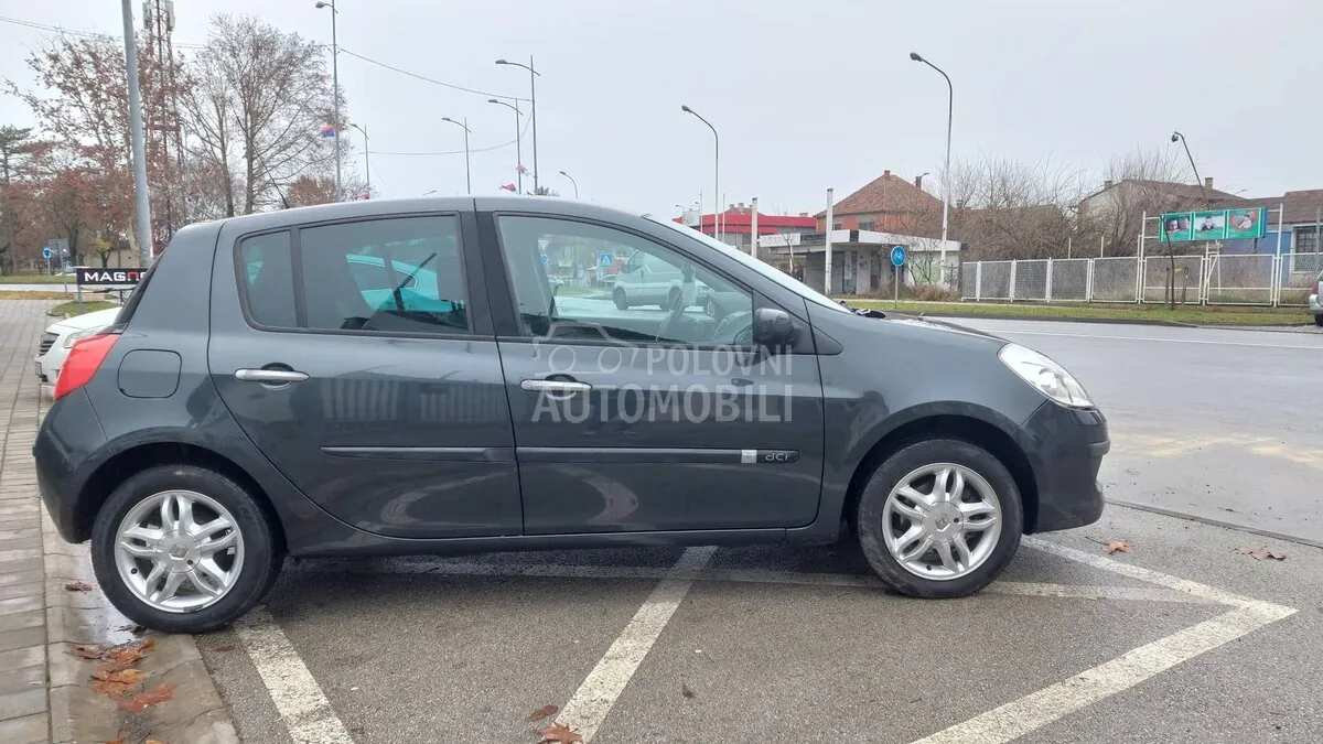 Renault Clio 2006 photo 3