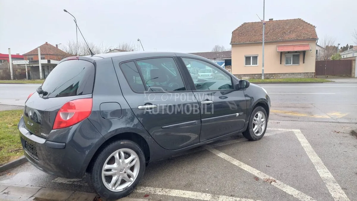 Renault Clio 2006 photo 5