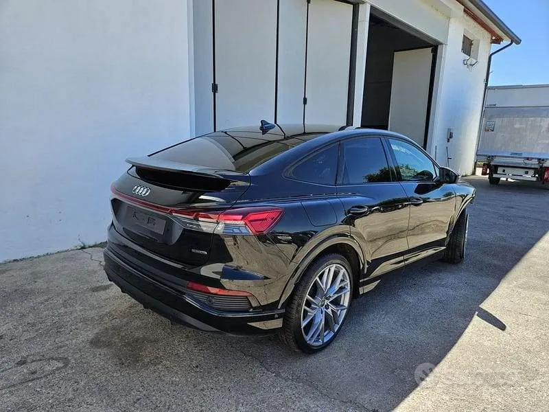 Audi Q4 E-Tron 2025 photo 4