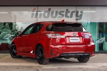 Lexus Ct 200H 2015 photo 3