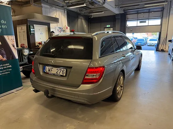 Mercedes-Benz C220 2012 photo 4