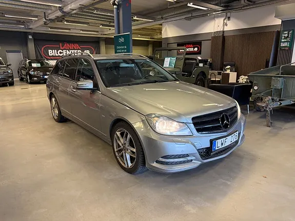 Mercedes-Benz C220 2012 photo 3