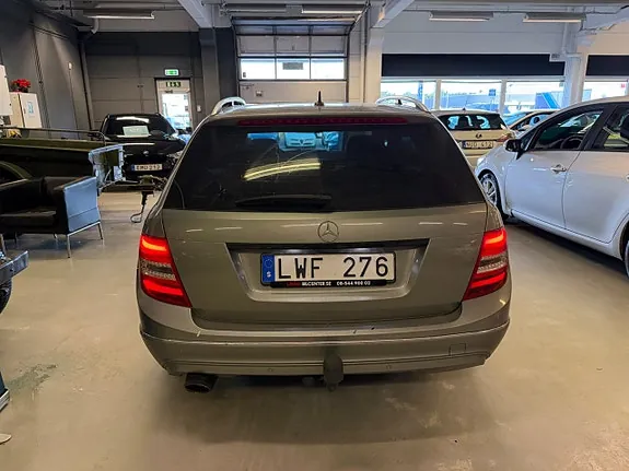 Mercedes-Benz C220 2012 photo 5